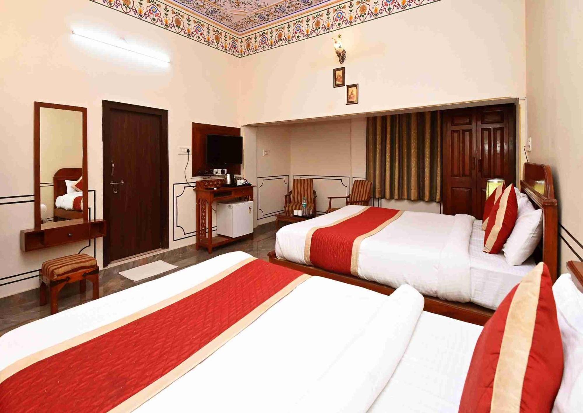 Virasat Mahal Heritage Hotel-Jaipur City Center Exterior foto
