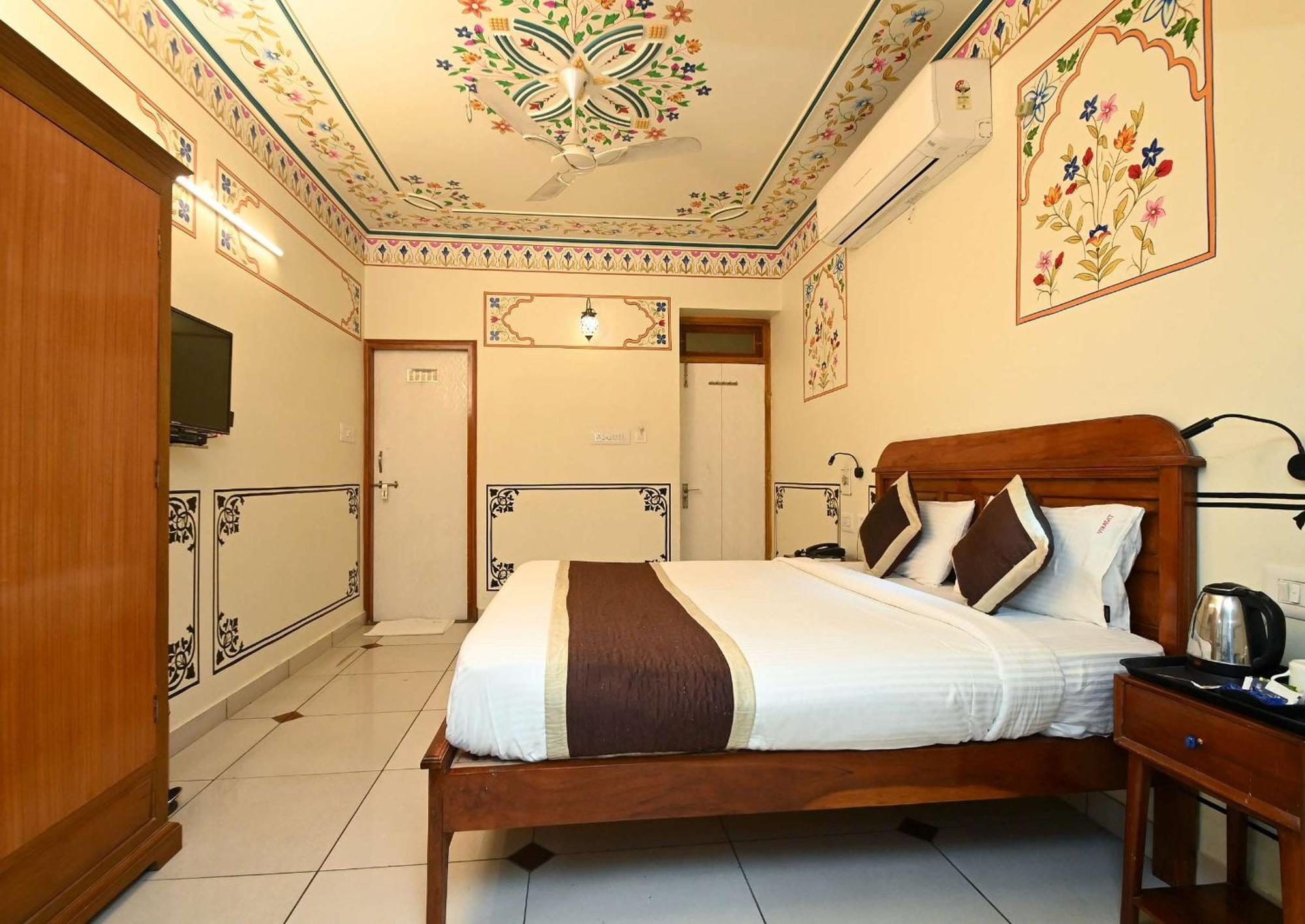 Virasat Mahal Heritage Hotel-Jaipur City Center Exterior foto